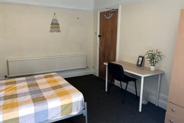 6 bed house, Lenton Boulevard, Lenton, Nottingham, NG72EN - Image 3